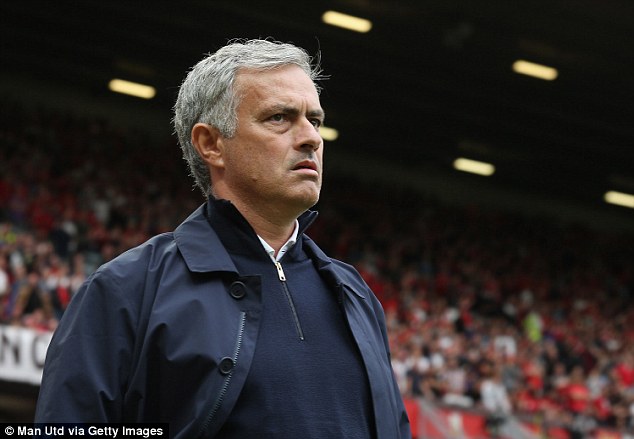 3829306800000578-3785159-joe_mourinho_has_plenty_to_think_about_after_his_team_s_perfect_-a-34_1473678023580