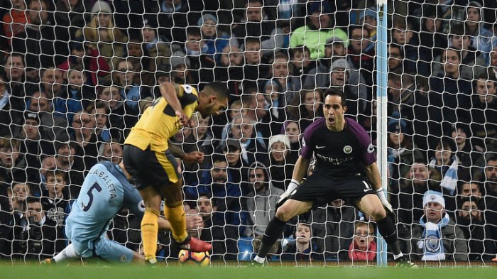 skysports-mourinho-united-burnley_3819557